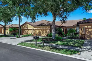 313 Seneca Falls Dr, Apollo Beach, FL 33572 - Photo 3