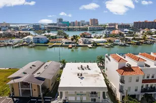 185 Brightwater Dr, Clearwater Beach, FL 33767 - Photo 19