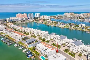 185 Brightwater Dr, Clearwater Beach, FL 33767 - Photo 25