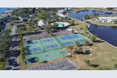 237 Seahorse Drive SE #H, Saint Petersburg, FL 33705 - Photo 45