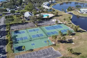 237 Sea Horse Dr SE, Saint Petersburg, FL 33705 - Photo 45