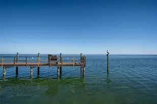 237 Sea Horse Dr SE, Saint Petersburg, FL 33705 - Photo 35