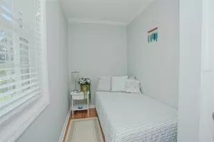 237 Sea Horse Dr SE, Saint Petersburg, FL 33705 - Photo 21