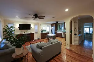 1137 Granada St, Clearwater, FL 33755 - Photo 5