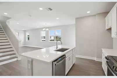 31887 Oyster Pier Court, Wesley Chapel, FL 33545 - Photo 9