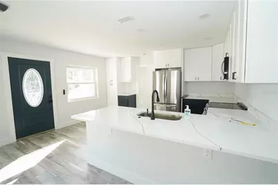 5817 Dartmouth Avenue N, Saint Petersburg, FL 33710 - Photo 5