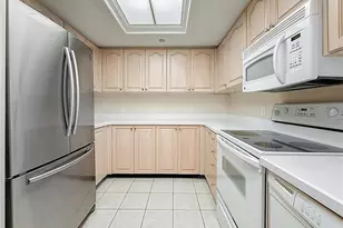 399 150th Ave, Madeira Beach, FL 33708 - Photo 15