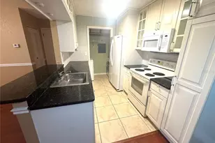 10263 Gandy Blvd, Saint Petersburg, FL 33702 - Photo 3