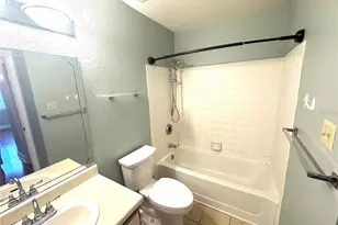 10263 Gandy Blvd, Saint Petersburg, FL 33702 - Photo 19