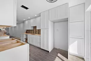 511 Boca Ciega Point Blvd N, Saint Petersburg, FL 33708 - Photo 15