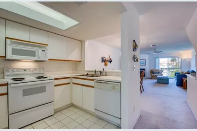 285 Madeira Circle, Tierra Verde, FL 33715 - Photo 5