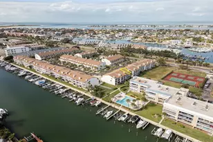 285 Madeira Cir, Tierra Verde, FL 33715 - Photo 51