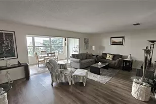 2960 59th Street S, Gulfport, FL 33707 - Photo 11