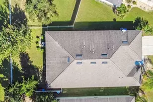 1110 Lauren Manor Loop, Ruskin, FL 33570 - Photo 5