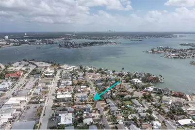 309 72nd Avenue, Saint Pete Beach, FL 33706 - Photo 9