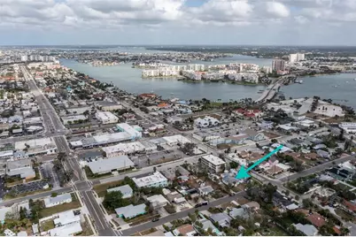 309 72nd Avenue, Saint Pete Beach, FL 33706 - Photo 3