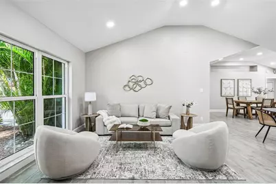 2 S Treasure Drive, Tampa, FL 33609 - Photo 9