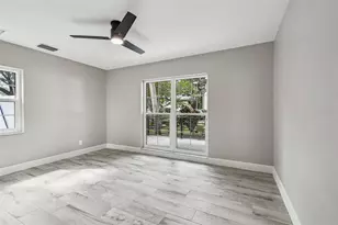 2 S Treasure Dr, Tampa, FL 33609 - Photo 35