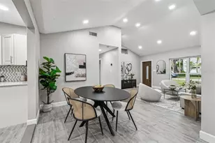 2 S Treasure Dr, Tampa, FL 33609 - Photo 11