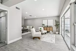 2 S Treasure Dr, Tampa, FL 33609 - Photo 27