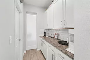 33135 Sand Creek Dr, Wesley Chapel, FL 33543 - Photo 11