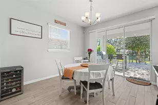 33135 Sand Creek Dr, Wesley Chapel, FL 33543 - Photo 7