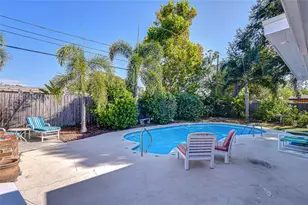 1725 Lombardy Dr, Clearwater, FL 33755 - Photo 29