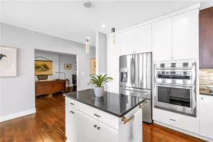 288 Beach Dr NE, Saint Petersburg, FL 33701 - Photo 15