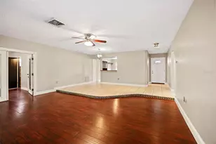 310 Scott Ct, Palm Harbor, FL 34684 - Photo 3