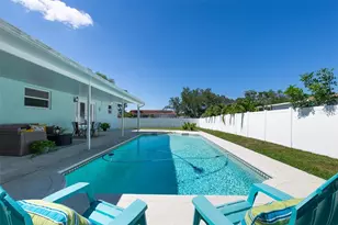 6035 19th St NE, Saint Petersburg, FL 33703 - Photo 23