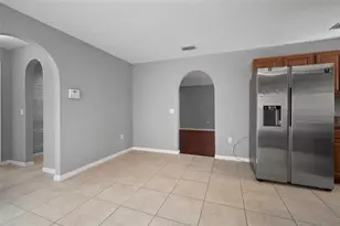 1303 Alhambra Crest Dr, Ruskin, FL 33570 - Photo 13