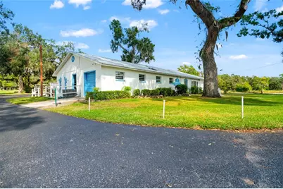 36831 Grace Avenue, Zephyrhills, FL 33542 - Photo 39