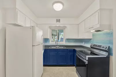 4340 37th Street S #7, Saint Petersburg, FL 33711 - Photo 7