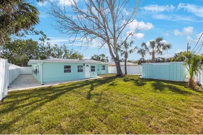 280 41st Avenue, Saint Pete Beach, FL 33706 - Photo 35