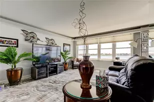 5200 Brittany Dr S, Saint Petersburg, FL 33715 - Photo 19