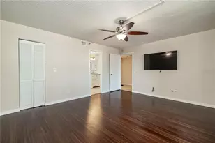 5950 Pelican Bay Plaza S, Gulfport, FL 33707 - Photo 21