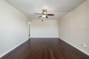 5950 Pelican Bay Plaza S, Gulfport, FL 33707 - Photo 15