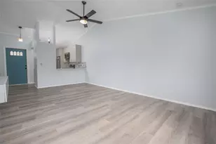 3196 Cloverplace Dr, Palm Harbor, FL 34684 - Photo 11