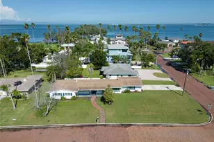 1794 Santa Barbara Dr, Dunedin, FL 34698 - Photo 33