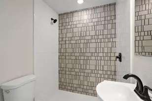 2722 14th Ave S, Saint Petersburg, FL 33712 - Photo 37