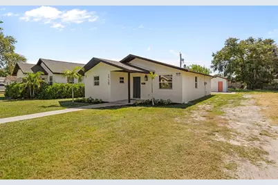 2722 14th Avenue S, Saint Petersburg, FL 33712 - Photo 1