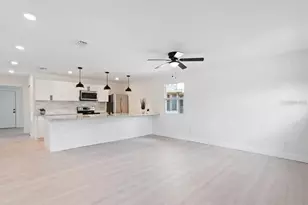 2722 14th Ave S, Saint Petersburg, FL 33712 - Photo 9