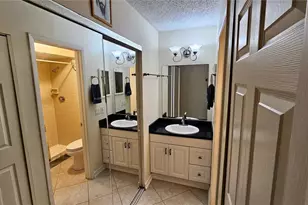 12674 Gorda Cir E, Largo, FL 33773 - Photo 25