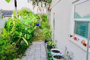 12674 Gorda Cir E, Largo, FL 33773 - Photo 43