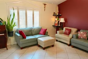 12674 Gorda Cir E, Largo, FL 33773 - Photo 11