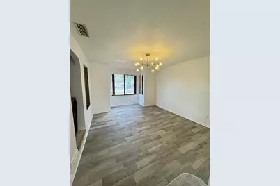 2789 Valencia Lane W, Palm Harbor, FL 34684 - Photo 23