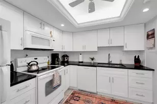 19029 US Hwy 19 N, Clearwater, FL 33764 - Photo 11