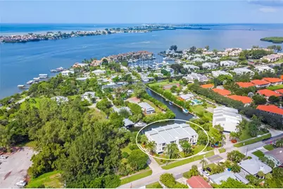 4212 126th Street W #401, Cortez, FL 34215 - Photo 3