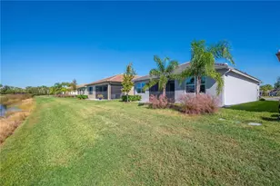 15513 Santa Pola Dr, Wimauma, FL 33598 - Photo 37