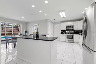 8401 Blackstone Ct, Tampa, FL 33615 - Photo 55